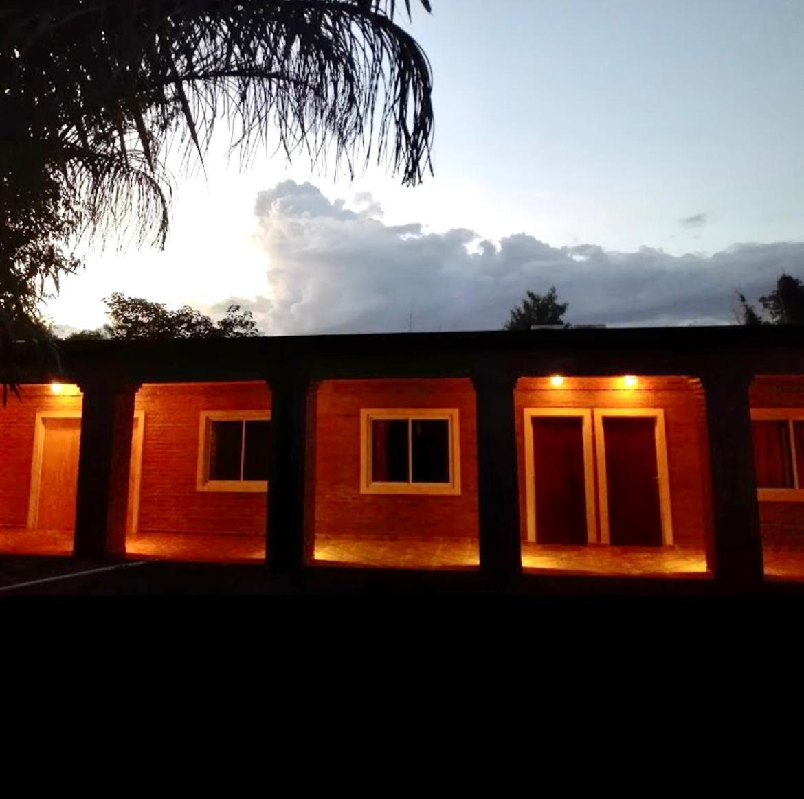 Posada Yvoty Hotel Puerto Iguazú Buitenkant foto